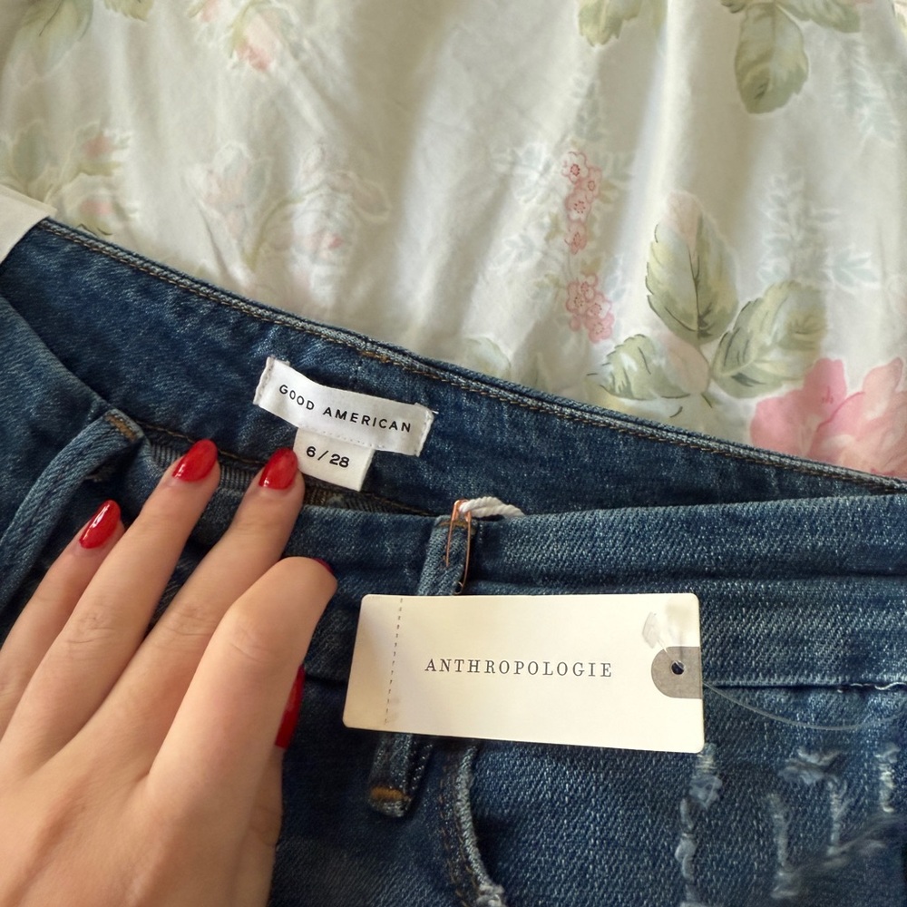 Good American jeans NWT, good curve straight - Picture 4 of 4